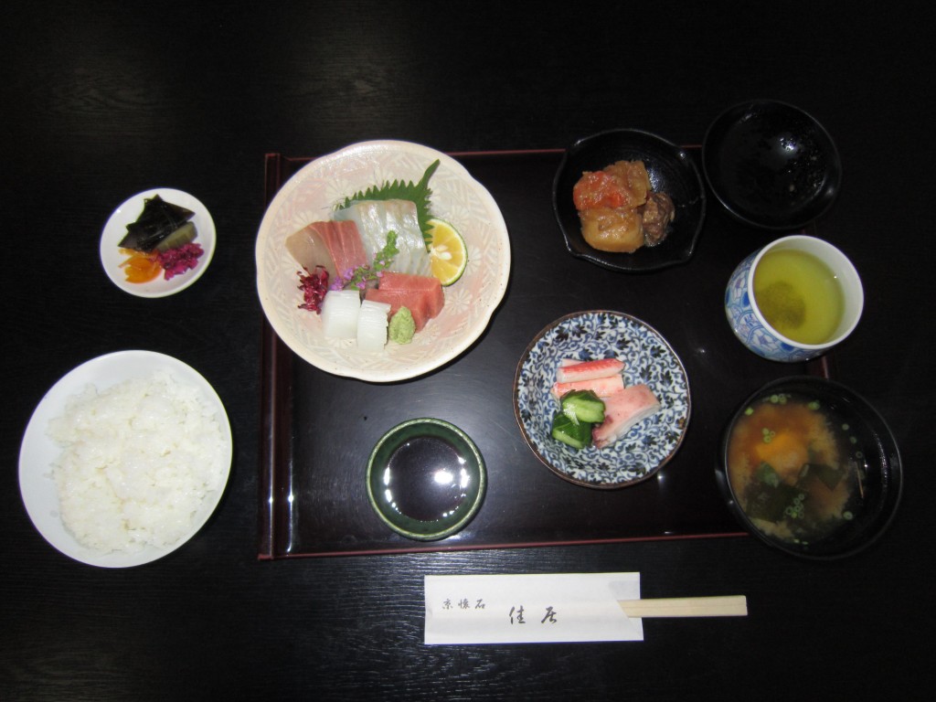 お昼の定食